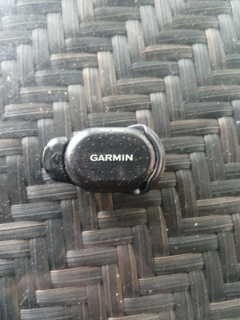 Garmin footpod for running triathlon (Category: Other Sports Equipment and Supplies) located in Manila. Submitted by ja_mese (Listing ID 1455328244, Image 1). Description: garmin footpod -ant+ connectivity -speed, distance and cadence -running metrics -ideal for indoor run training.