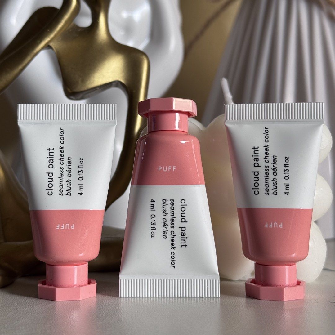 Glossier Cloud Paint Blush Mini (Category: Makeup) located in Batangas. Submitted by maria0808 (Listing ID 1455399611, Image 1). Description: .