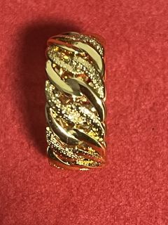 (Category: ) located in . Submitted by gold_love_friends (Listing ID 1455417557, Image 1). Description: .