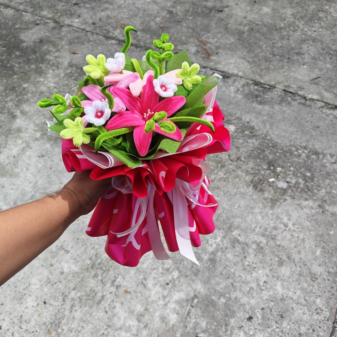 Handmade bouquet (Category: Flowers & Bouquets) located in Calamba. Submitted by bloomsbydaisy (Listing ID 1455332127, Image 2). Description: Handmade fuzzywire flower bouquet.