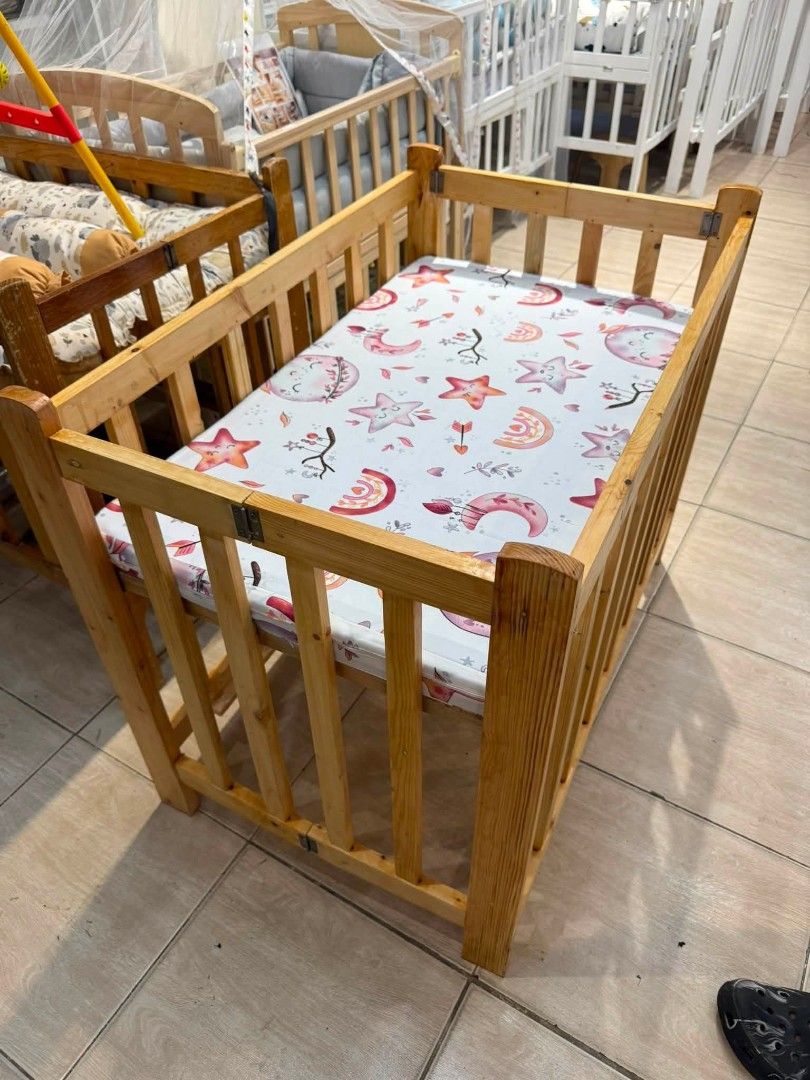 Heavyduty Adjustable crib with original foam (Category: Cots & Cribs) located in Manila. Submitted by shairatorres (Listing ID 1455421738, Image 3). Description: ✨ Heavy Duty Adjustable Crib with Original Uratex Foam – Only ₱2,550! 🤍 ✔️ Free shipping and Cash on delivery 🚚 💯 ✔️ Mas makapal ✔️ Mas malalim para sa mas ligtas at mas komportableng tulog ni baby ✔️ Durable at matibay ang quality ✔️ Available on hand 📩 Message us to order or inquir