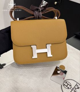 （分類：）位於 。 由 chingchingluxury 提交（商品編號 1455490581，圖片 1）。簡介： 。