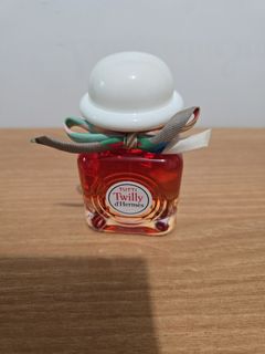 （分類：）位於 。 由 ar_boo 提交（商品編號 1455442777，圖片 1）。簡介： 。