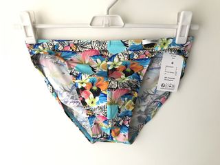 (Category: ) located in . Submitted by boytoy.closet.clearance (Listing ID 1455479140, Image 1). Description: .
