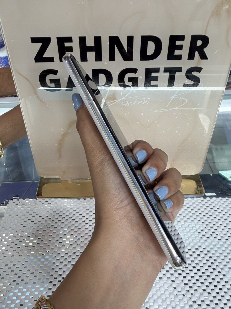HUAWEI P60 PRO 12/512GB OPENLINE (Category: Huawei) located in San Juan City. Submitted by desireebayal96 (Listing ID 1455459050, Image 2). Description: HUAWEI P60 PRO * GLOBAL VERSION * 100% BATTERY HEALTH * 12/512GB * SNAPDRAGON 8+ GEN 14G * 4815mAh * 98% SMOOTH * OPENLINE * NO ISSUE * NO HISTORY OF REPAIR * UNIT ONLY OPEN FOR COD SAME DAY DELIVERY PLUS SHIPPING FEE MESSAGE ME DIRECTLY FOR MORE INFO Store located 📍2nd floor Vmall Greenhills Sh