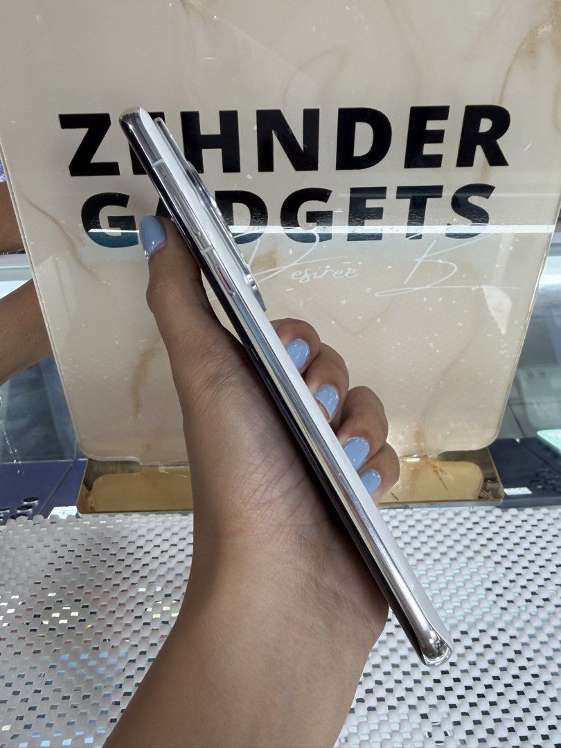 HUAWEI P60 PRO 12/512GB OPENLINE (Category: Huawei) located in San Juan City. Submitted by desireebayal96 (Listing ID 1455459050, Image 3). Description: HUAWEI P60 PRO * GLOBAL VERSION * 100% BATTERY HEALTH * 12/512GB * SNAPDRAGON 8+ GEN 14G * 4815mAh * 98% SMOOTH * OPENLINE * NO ISSUE * NO HISTORY OF REPAIR * UNIT ONLY OPEN FOR COD SAME DAY DELIVERY PLUS SHIPPING FEE MESSAGE ME DIRECTLY FOR MORE INFO Store located 📍2nd floor Vmall Greenhills Sh