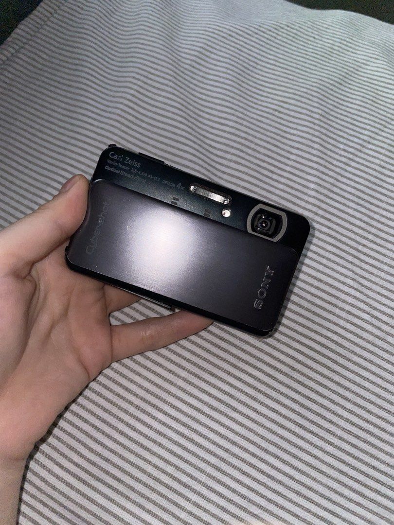 Box Sample Slot Sony Carl Zeis Cybershot DSC-TX20, Photography, Cameras on Carousell