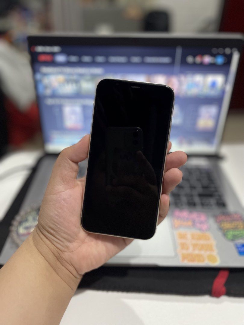 iPhone 11 64gb Factory Unlocked (Category: iPhone 11 Series) located in Manila. Submitted by shairaness (Listing ID 1455416962, Image 2). Description: *Beware of Scammers* Selling iPhone 11 64gb Factory Unlocked NTC variant Color: White Package inclusions: Box, cable, and dock charger -NTC variant. 100% legit original, not refurbished -99% smoothness. Good as new -No issue, no repair -Check and reset all you want -ACTUAL PICS POSTED. PLS SEE PICS