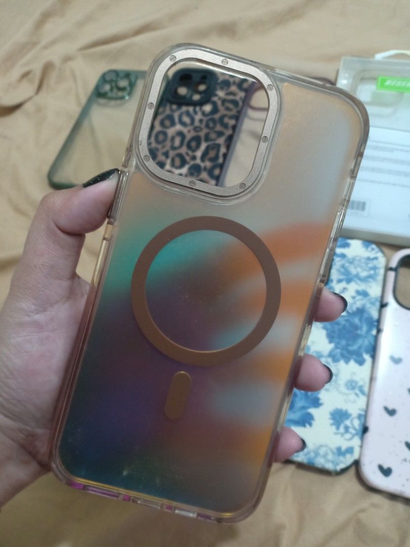 iphone 14 pro max case (Category: Cases & Sleeves) located in Quezon City. Submitted by jsm.prlvd (Listing ID 1455497611, Image 2). Description: For take all only 9pcs may premium case dyan. barely used rfs: sold na wala na ung 14pm ko.