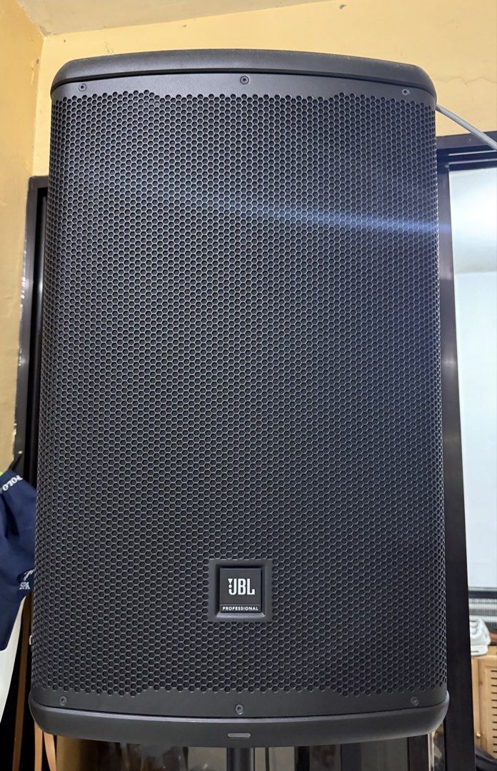 JBL Professional PA Speaker (Category: Soundbars, Speakers & Amplifiers) located in Cavite. Submitted by berniemedina (Listing ID 1455376259, Image 2). Description: - JBL Professional Speaker - Excellent sound quality for events or gigs - Sturdy and durable build - Tested and confirmed working - Pickup available.