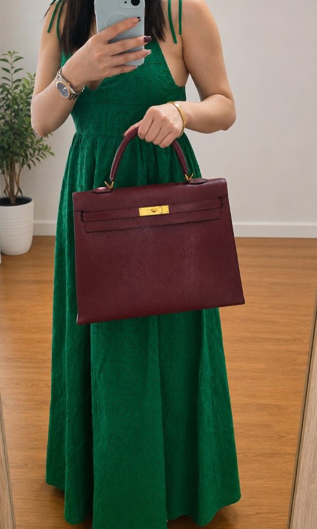 Kelly 35 (Category: Luxury Bags & Wallets) located in Quezon City. Submitted by nadine_miel (Listing ID 1455439780, Image 2). Description: Hermes Kelly 35 (k35) Stamp R 🟥 RougeH colorway Ghw Inclusions: box,dustbag,padlock,key, clochette,strap and Bababebi Authentication 650k.