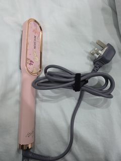 (Category: ) located in . Submitted by ms.yuvora (Listing ID 1455453254, Image 1). Description: .