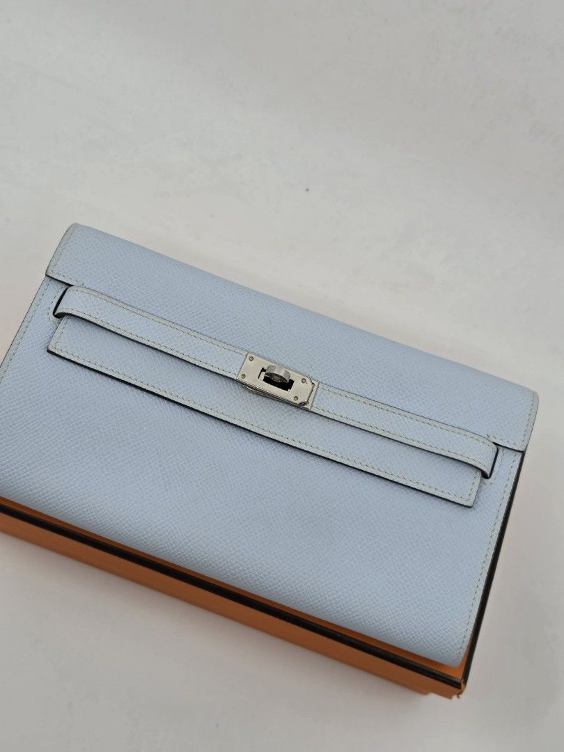 KTG kelly wallet to go (Category: Luxury Bags & Wallets) located in Quezon City. Submitted by nadine_miel (Listing ID 1455441119, Image 2). Description: Kelly to go epsom leather Blue Brume| Palladium Hardware full set with legit grails cert 340k.