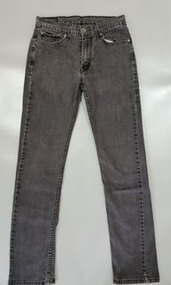 (Category: ) located in . Submitted by aydenthriftwear (Listing ID 1455410142, Image 1). Description: .