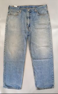 (Category: ) located in . Submitted by aydenthriftwear (Listing ID 1455388301, Image 1). Description: .