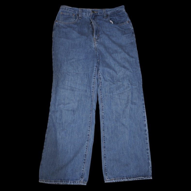 Levi's High Waisted Straight Jeans Size 30 (Category: Jeans) located in Manila. Submitted by wynnerh (Listing ID 1455377112, Image 2). Description: Size 30.