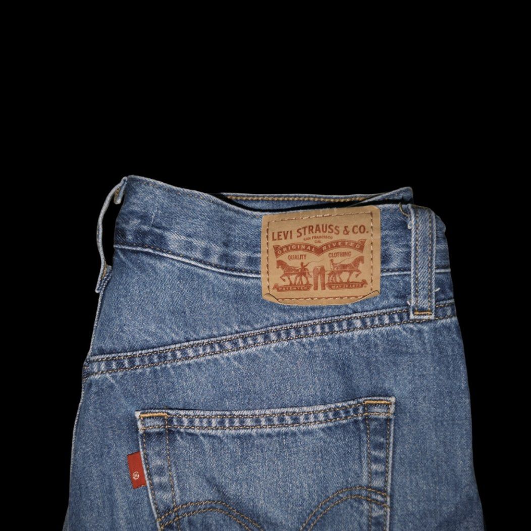 Levi's High Waisted Straight Jeans Size 30 (Category: Jeans) located in Manila. Submitted by wynnerh (Listing ID 1455377112, Image 3). Description: Size 30.