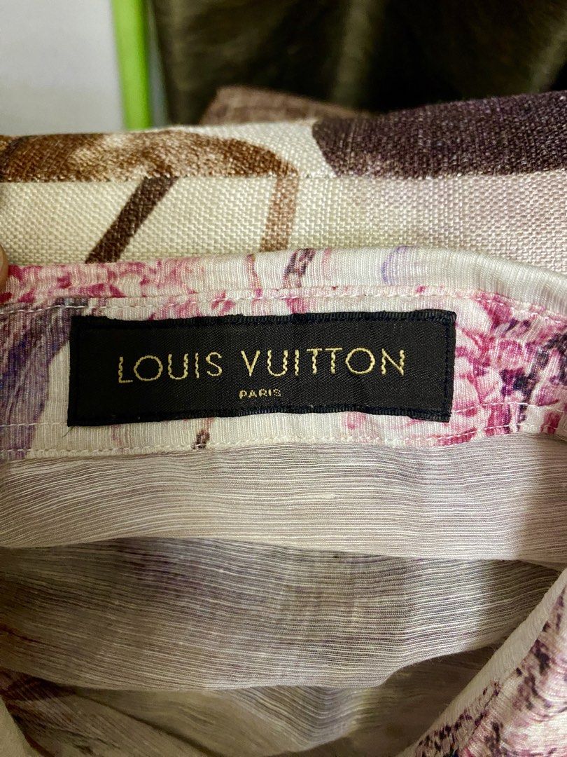Louis Vuitton Paris Silk Blend Button-Up Shirt Size 40 (Category: Luxury Apparel) located in Cavite. Submitted by curatedluxury (Listing ID 1455482045, Image 2). Description: -Authentic Louis Vuitton Paris silk blend button longsleeve - Features a beautiful nature-inspired print with pink floral accents - Button-up front with black buttons - Size: 40 Handpicked/ Bought in Japan Second hand shop during my holiday Last price posted!!! pls no asking
