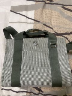 （分類：）位於 。 由 fivecarats 提交（商品編號 1455467370，圖片 1）。簡介： 。