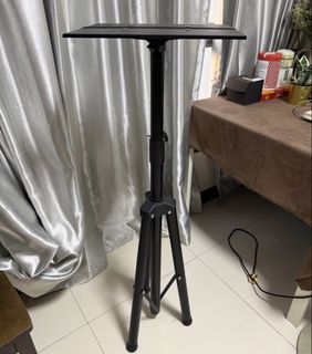 (Category: ) located in . Submitted by luxredux (Listing ID 1455396560, Image 1). Description: .