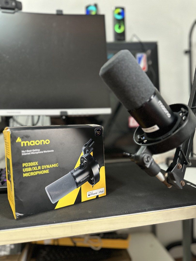 Maono PD300X USB/XLR Dynamic Microphone (Category: Microphones) located in Bulacan. Submitted by kickszz (Listing ID 1455370600, Image 1). Description: - Maono PD300X Dynamic Microphone - Versatile USB and XLR connections - Ideal for streaming, podcasting, and recording - Comes with original packaging - Ready to enhance your audio setup.
