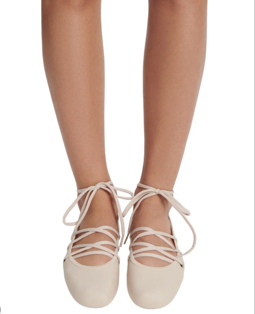 Melissa Lace Up Ballet Flats - 37 (Category: Flats & Sandals) located in Quezon City. Submitted by yourheaduhunter (Listing ID 1455399719, Image 1). Description: Gently used ballet flats Size eu37 .