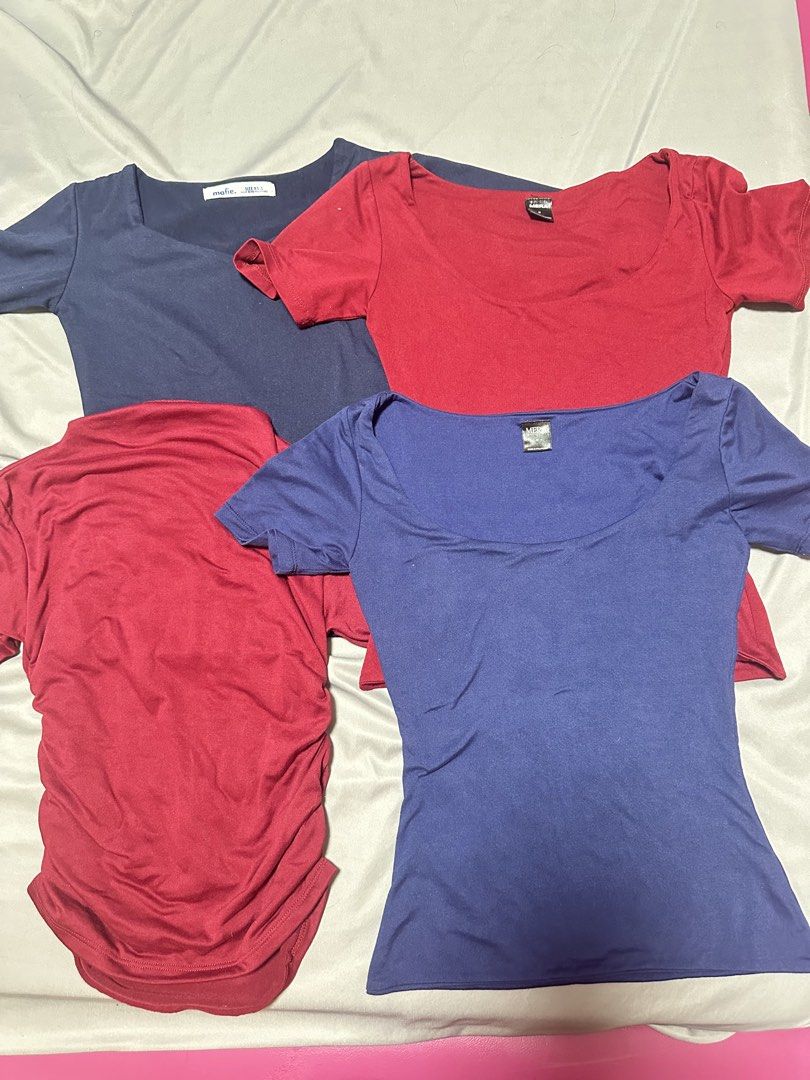 Mera Mafie Bundle (Category: Others Tops) located in Pasig City. Submitted by s4sayaki (Listing ID 1455423194, Image 1). Description: -Double Lining tops -Mera Size M but fits still hugs S body frame -Mafie Size S.