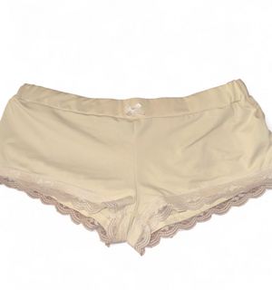(Category: ) located in . Submitted by couturehoe (Listing ID 1455385510, Image 1). Description: .