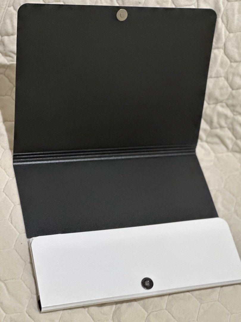 Minimalist Magnetic Document Organizer / File Holder (AK) (Category: Stationery & School Supplies) located in Davao. Submitted by favoritepreloved (Listing ID 1455414492, Image 3). Description: 💜 Fix Price 💜 32cm x 23.5cm 💜 Keep your papers and documents neat and organized. 💜 sleek and sturdy plastic document holder features a magnetic flap closure and a minimalist design. 💜 Rigid plastic material 💜 Magnetic flap closure 💜 Easy to carry an