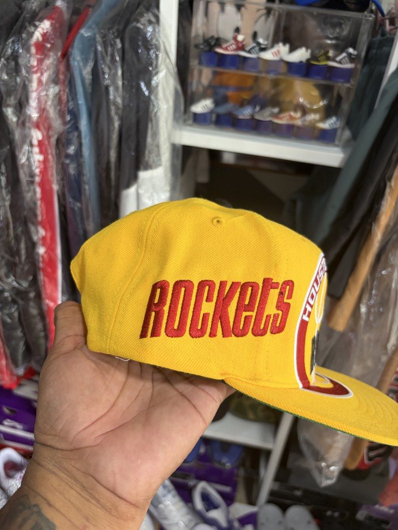 Mitchell & Ness Houston Rockets big logo hat (Category: Caps & Hats) located in Pinamalayan. Submitted by danilotubero08 (Listing ID 1455398154, Image 2). Description: Brand new no sticker.