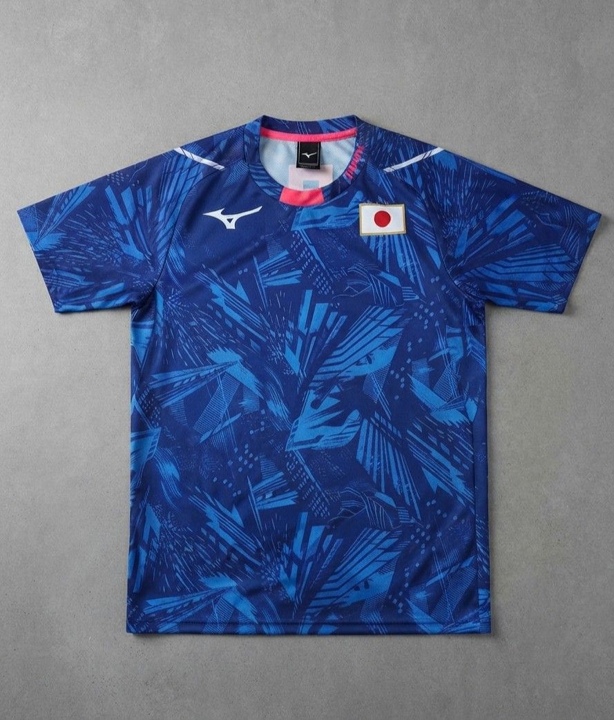Mizuno japan shirt (Category: Activewear) located in Manila. Submitted by brightcloud_25 (Listing ID 1455433215, Image 1). Description: mizuno shirt (Japan) size medium 20 x 26 good as new 550 + sf.