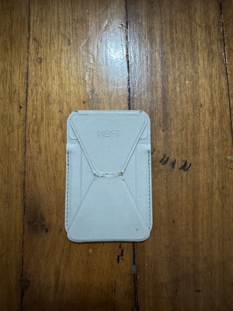 Moft Holder (Category: Mounts & Holders) located in Mandaluyong City. Submitted by kristiante (Listing ID 1455408811, Image 1). Description: .
