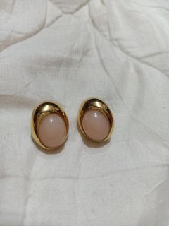 (Category: ) located in . Submitted by mmmdshop (Listing ID 1455361028, Image 1). Description: .