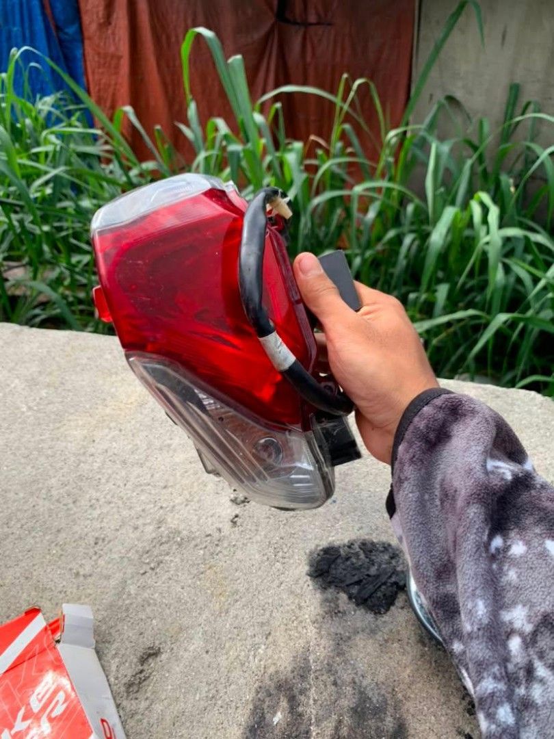 Motorcycle Tail Light Assembly honda beat v3 (Category: Electronics & Lights) located in Manila. Submitted by kuyajr (Listing ID 1455380973, Image 2). Description: - Motorcycle tail light assembly - Clear and red lens options - Includes wiring harness and connectors - Removed from a working motorcycle - Please check photos for exact condition and details.