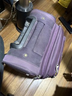 (Category: ) located in . Submitted by caikat18 (Listing ID 1455329777, Image 1). Description: .
