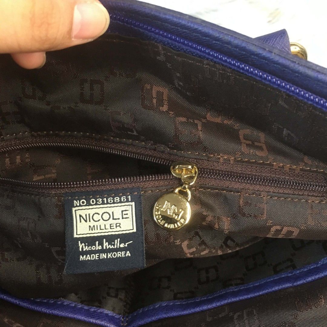 Nicole Miller Tote Bag (Category: Tote Bags) located in Manila. Submitted by quicktiger_26 (Listing ID 1455384821, Image 2). Description: - Made in Korea.