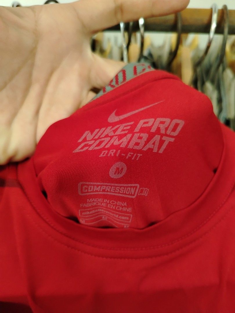 Nike Pro Combat Dri-FIT short-sleeve fitted (Category: Tshirts & Polo Shirts ) located in Agdangan. Submitted by thiftace (Listing ID 1455403834, Image 2). Description: .