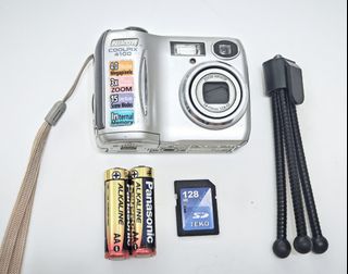 由 camerasellerpro (刊登 ID 1455364452，圖片 1) 提交，位於 的 (類別：)，說明：。