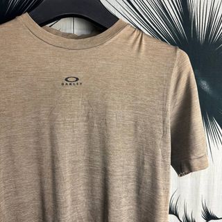 (Category: ) located in . Submitted by Vault4Fashion (Listing ID 1455339628, Image 1). Description: .