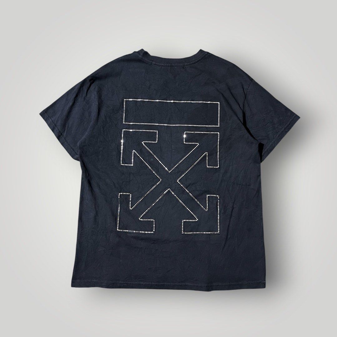 Off white tee (Category: Activewear) located in Angeles City. Submitted by sothriftzz (Listing ID 1455482078, Image 1). Description: .