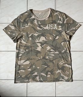 (Category: ) located in . Submitted by clothing_shoes24 (Listing ID 1455403079, Image 1). Description: .