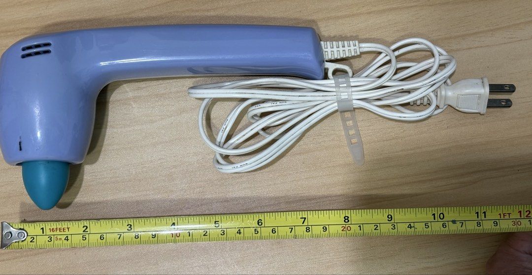Omron HM-155 Massager tested 100 volt (Category: Massage Devices) located in Cavite. Submitted by cavalen (Listing ID 1455442053, Image 2). Description: Omron HM-155 Massager (an older handheld/compact massage device manufactured for Omron Matsusaka).Model & Specifications: Omron HM-155 massager, rated for AC 100V, 50/60Hz, and 10W power usage..
