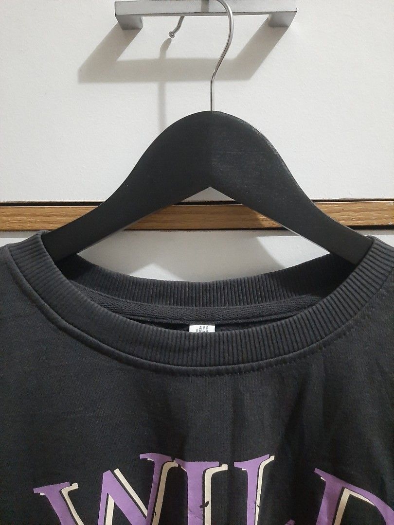 ONLY Graphic Print Sweatshirt (Womens) (Category: Coats, Jackets and Outerwear) located in Cavite. Submitted by dimesandthreadsph (Listing ID 1455470426, Image 3). Description: ONLY Graphic Print Sweatshirt (Womens) Price: 150ph Size: M Length: 23 Width: 23 Color Rate: 9/10 Excellent condition. No issue. No downpayment, no reservation. Color may vary due to lighting. Payment - PM for details. Shipment - PM for details. (Buyer will shoulder the sh