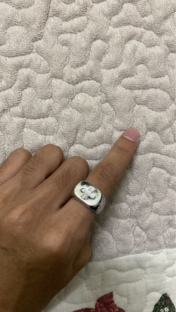 OPT ring (Category: Jewelry) located in Kuala Lumpur. Submitted by preloved_byazim (Listing ID 1455467519, Image 3). Description: OPT ring size 6 condition 9/10 barang sholiddd 🔥 boleh nego.