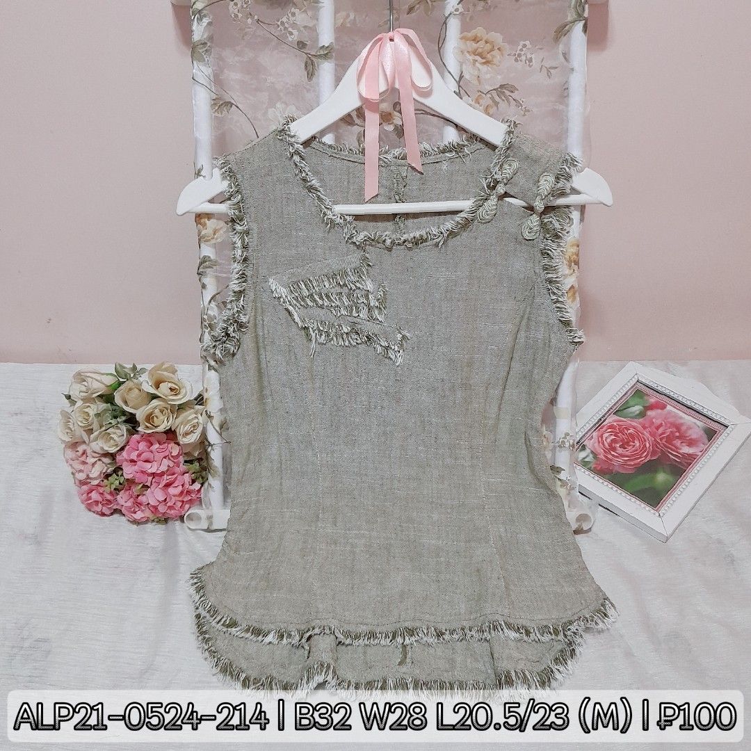 Preloved Korean Light Green Linen SL Top (Category: Sleeveless) located in Caloocan City. Submitted by ailove_ph (Listing ID 1455432774, Image 3). Description: ♡ Preloved pieces, handpicked with love ♡ Color may vary due to lighting ♡ Items are preloved, please manage your expectations ♡ DM for inquiries Thanks loves!💕.