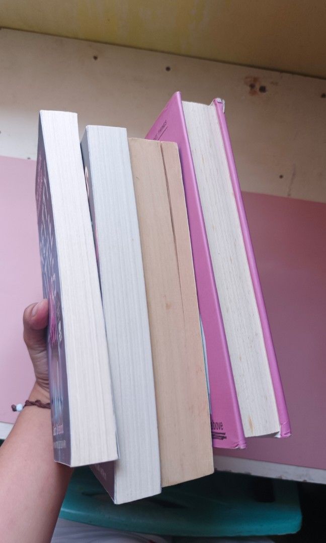 Pretty little Liars (Category: Storybooks) located in Cebu City. Submitted by evelyn.law (Listing ID 1455377855, Image 3). Description: RFS: Done reading and Hi di ko mahagilap ang ibang part ng Pretty Little Liars 😭 ‎✔️Authentic, Binili ko ito sa National Book store ‎ ‎🍏Message me for condition and Video. ‎ ‎🍎MOP (Payment first) ‎Maya, CashG, or bank transfer ‎ ‎🍏MOD ‎SPX or J&T ‎(Buyer should shoulder the SF) ‎ ‎📍Cebu City.