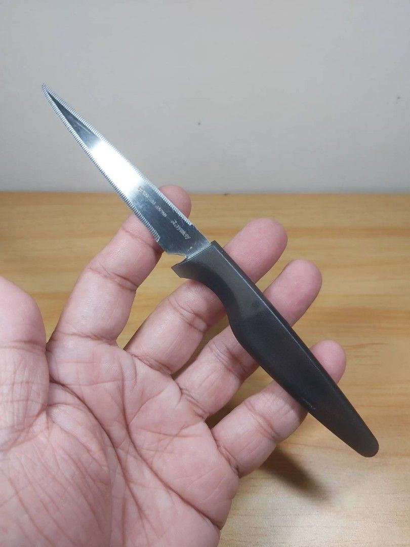 RAYMAY FUJII PAPER KNIFE (Category: Other Kitchenware & Tableware) located in Bulacan. Submitted by nansantiago (Listing ID 1455358198, Image 1). Description: RAYMAY FUJII PAPER KNIFE Very good condition Made in japan 🏷️ ₱170‼️ 📍 Location: Plaridel, Bulacan 💸 Mode of Payments: Gcash / BPI 📦 Pick-up / Ship 🚚 Couriers : Flash Express / SPX / Lalamove.