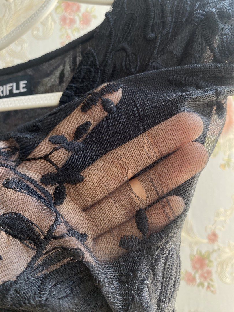 RIFLE Black Lace Short Sleeve Top (Category: Blouses) located in Bulacan. Submitted by str4wberryjj (Listing ID 1455330293, Image 2). Description: - super pretty lace details - minor flaw sa 2nd pic (not noticeable naman when you wear it) .