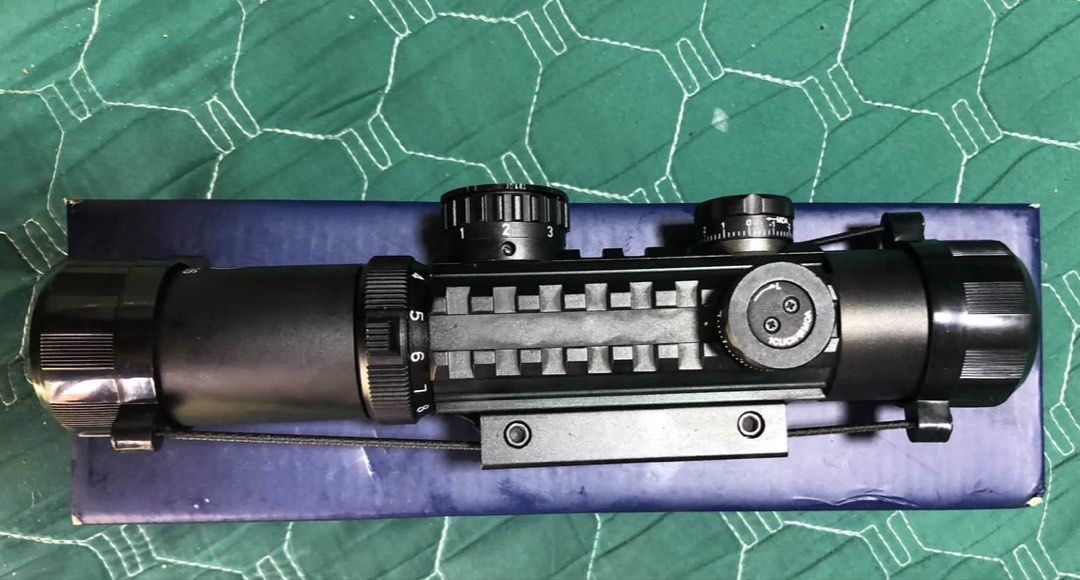 RIFLE SCOPE (Category: Other Sports Equipment and Supplies) located in Cavite. Submitted by gedom (Listing ID 1455472043, Image 1). Description: Rifle scope Brandnew Bought from US .