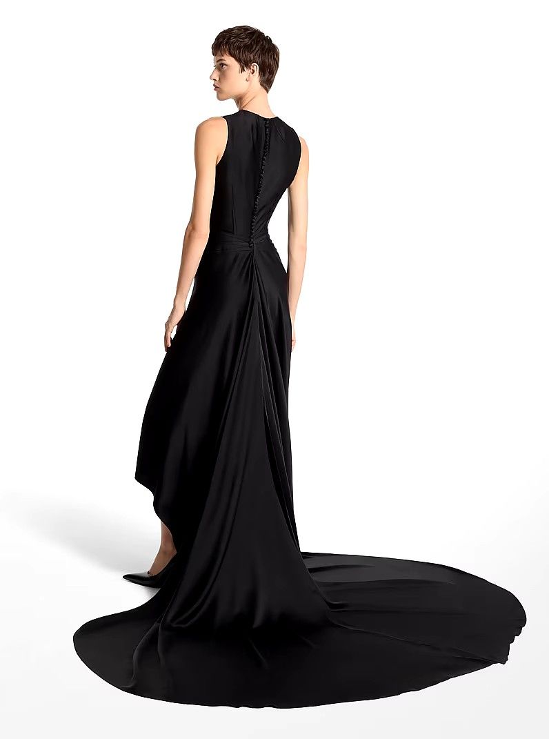 Flawed Design Examples RUSH! RUNWAY! MICHAEL KORS COLLECTION FW24(LOOK 63) Satin Charmeuse ...